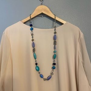 Premier Designs Blue Lagoon necklace in gorgeous varying shades of blue. NWOT